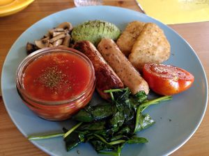 Vegan breakfast (March 2024) at Little Yellow Pig in Chester