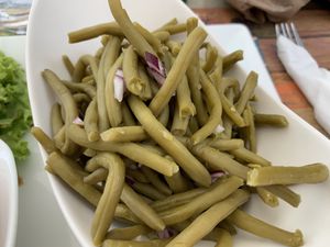 Haricot verts side at Café d'Hautvillers in Hautvillers