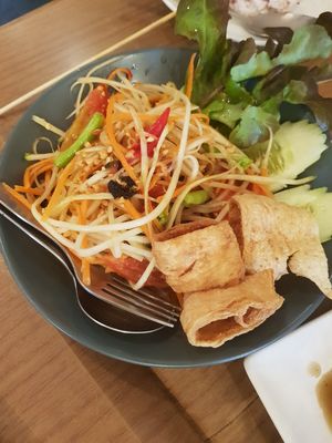 Padthai at Loving Hut - Ram-Intra 51 in Bangkok