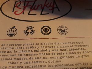 "Vegan friendly" and "pet friendly" at Disco House Funky Pizza in Palafrugell