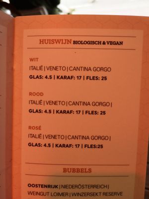 Vegan wine at Juuls Domburg in Domburg