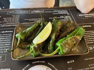 Geen veganistische opties op de kaart maar de vriendelijke bediening heeft de vegetarische aangepast    at Eeterij Kaai 10 in Sluis