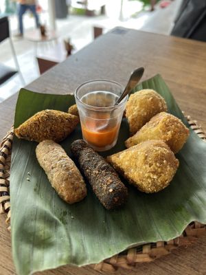 “Snacks"  at Camelia Ododo in Sao Paulo