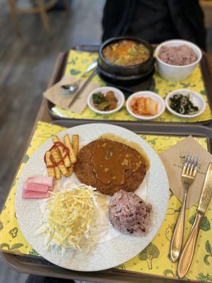   at Loving Hut Gangnam-gu - 러빙헛 in Seoul