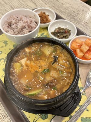   at Loving Hut Gangnam-gu - 러빙헛 in Seoul