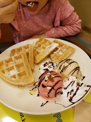 Waffles and ice cream at Loving Hut Gangnam-gu - 러빙헛 in Seoul