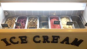 Desseeeerrrrtttt!!! at Loving Hut Gangnam-gu - 러빙헛 in Seoul