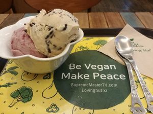 비건 젤라또 at Loving Hut Gangnam-gu - 러빙헛 in Seoul