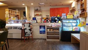 interior with cakes, ice cream and cashier at Loving Hut Gangnam-gu - 러빙헛 in Seoul
