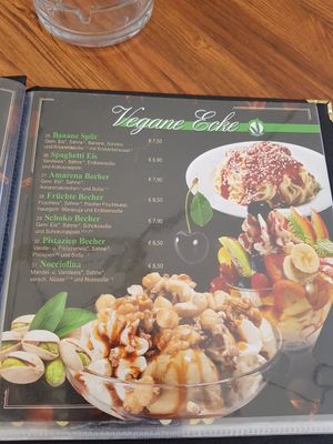 Vegan Sundae Selection at La Dolce Vita in Lueneburg