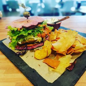 vegan burguer at Sabor'art Café in Nazare