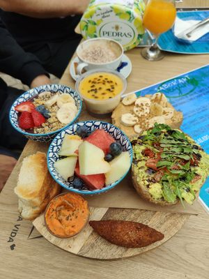 Vegan Brunch including a cappuccino and fresh orange juice 14€ at Sabor'art Café in Nazare