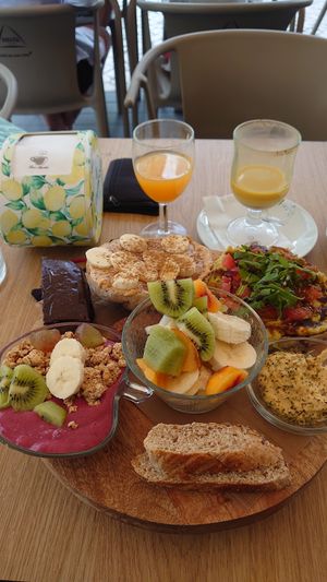 Vegan breakfast plate / brunch 14 EUR at Sabor'art Café in Nazare