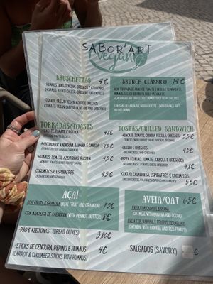   at Sabor'art Café in Nazare