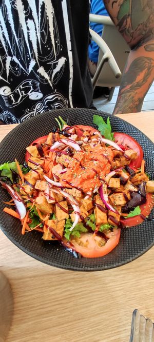 Tofu salad with sweet pepper, delicious! at Sabor'art Café in Nazare