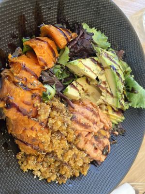 Buddha salad  at Sabor'art Café in Nazare