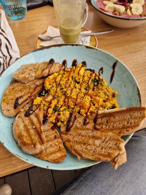 Scrambled tofu, pumpkin, spinach at Sabor'art Café in Nazare