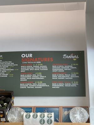   at Brothers Pokè in Levanto