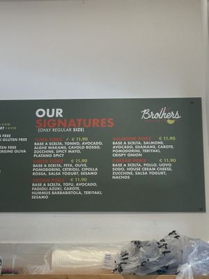   at Brothers Pokè in Levanto