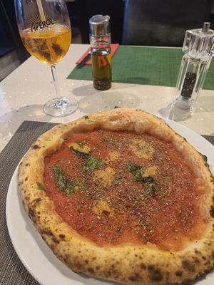 Marinara at Pizzeria Famosa in Jersey