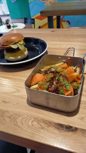 T at No Frickin Chicken in Worcester