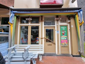 Was closed. Anyway, didnt look very inviting ... at Hoogste Tijd in Eindhoven