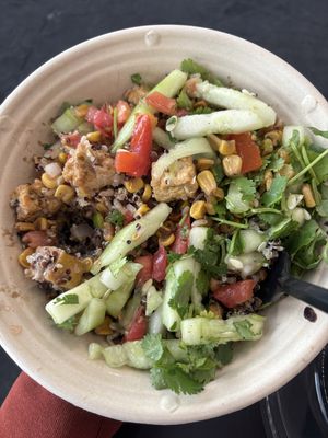 Healthy quinoa bowl  at ATL - Willy's - Concourse B in College Park