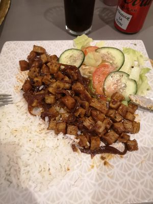 Orange seitan at Mantura Bistro Garden in Chetumal