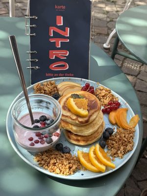 Seasonal pancakes 🫠🤤  at INTRO in Karlsruhe