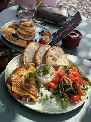 Vegan omelette 🥰  at INTRO in Karlsruhe