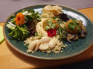 Orientalische Köstlichkeiten - Falafel, Hummus,  Auberginenkompott, weisse Riesenbohnen und Couscous at Gasthaus Bürgerstüble in Sankt Peter