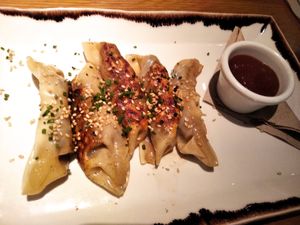 Gyozas de morcilla vegana at Margarito in Valencia
