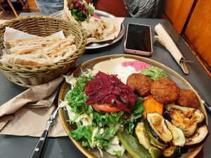 Vöner sandwich + falafel teller at Marmaris in Bamberg