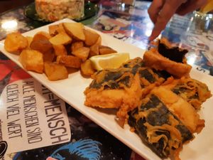 No-fish and chips at La Pajareria in Madrid