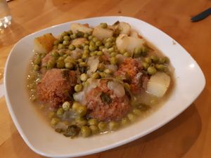 Starter / Meatball stew at La Pajareria in Madrid