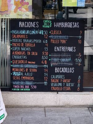 Menu at La Pajareria in Madrid