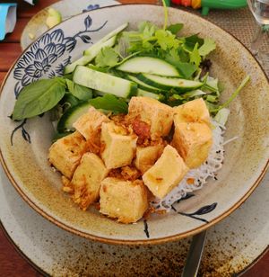 Tofu mit Reisnudeln, Gemüse at Sen in Bad Liebenstein