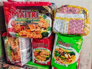 Instant noodles at Nature Vegetarian Delights 大自然素食 - Bukit Purmei in Central Singapore