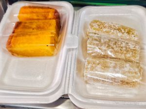 Assorted Kueh at Nature Vegetarian Delights 大自然素食 - Bukit Purmei in Central Singapore