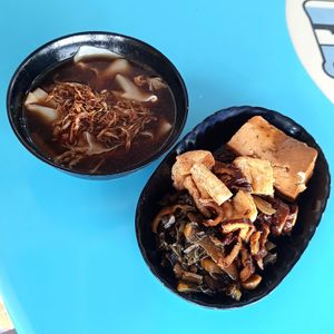 Only on Wednesday and Saturday mornings.
This is one of the better kway chaps I've had.
The kway pieces are wide and cooked well they are not stuck together and are nice and soft.
 at Nature Vegetarian Delights 大自然素食 - Bukit Purmei in Central Singapore