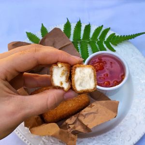 Cheese sticks made of oat cheese at Vegan Fooster - maybe closed in Buenos Aires