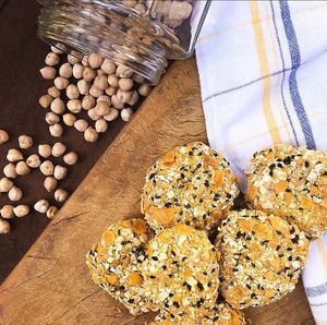 Crispy chickpea nuggets, covered with corn flakes, black sesame and oats. at Vegan Fooster - maybe closed in Buenos Aires