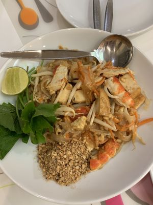 Pad thai at Loving Hut - Nonthaburi in Pak Kret