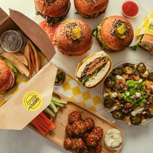 diferentes opciones todas veganas at Crush in Merida