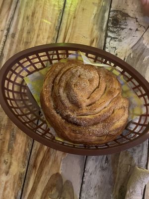 Cinnamon roll  at Crush in Merida