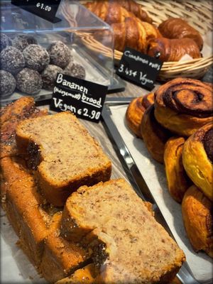 vegan taarten at Buno Coffee in Amsterdam