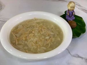 Ginko Nut with Barley 白果薏米
photo by Henry Lau aka Mr Purple  at Flourish Cafe 繁荣素食咖啡厅 in West Singapore