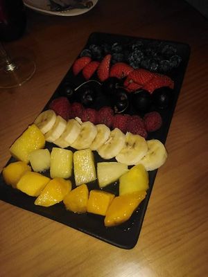 fresh fruit platter  at Sweets n Cones with Orlandi Gelato  in Los Alcazares