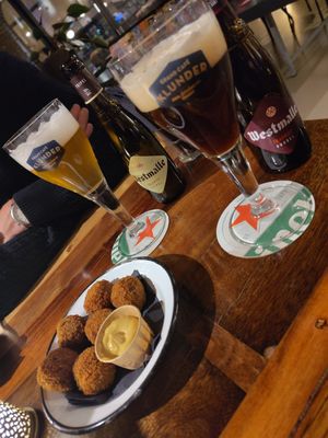 Vegan bitterballen 😋 at Grand Café Klunder in Alkmaar