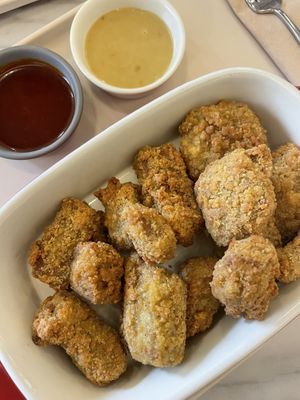 Wemeet chicken 12.000 with sweet spicy and mustard sauce   at Vegan Veganing in Seoul